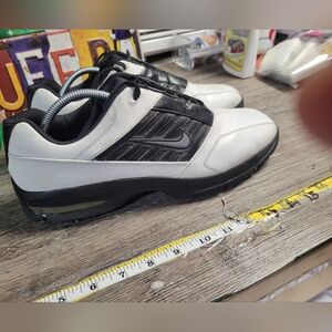 Nike Heritage Golf Shoes Classic White and Black Size 11.5 Mens‎